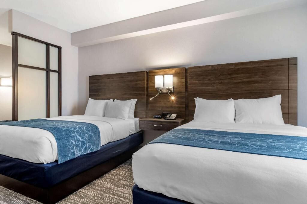 1 bedroom, premium bedding, in-room safe, desk