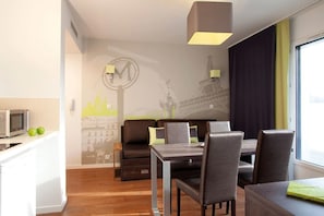 Appartement, 1 chambre | Repas dans la chambre