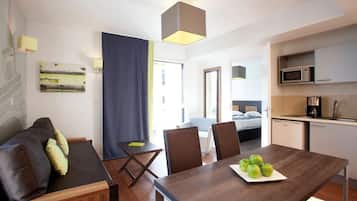 Appartement, 1 slaapkamer | Dineren op de kamer