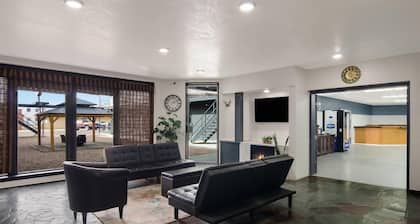 Rodeway Inn & Suites Sidney Historic Downtown I-80