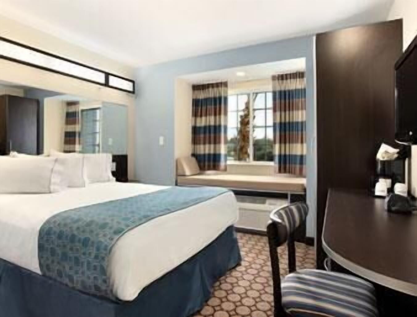 In-room safe, desk, iron/ironing board, free cribs/infant beds