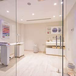 Couples treatment room(s), body treatments, aromatherapy, body wraps