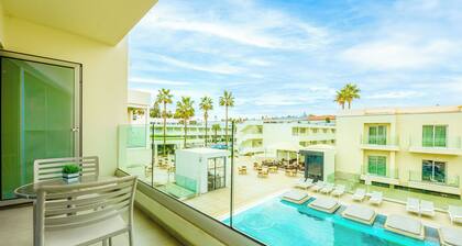 Melpo Antia Hotel & Suites