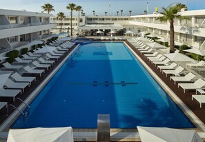 2 outdoor pools - Melpo Antia Hotel & Suites (Ayia Napa)