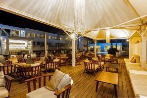 2 bars/lounges, poolside bar -  Melpo Antia Hotel & Suites (Ayia Napa)
