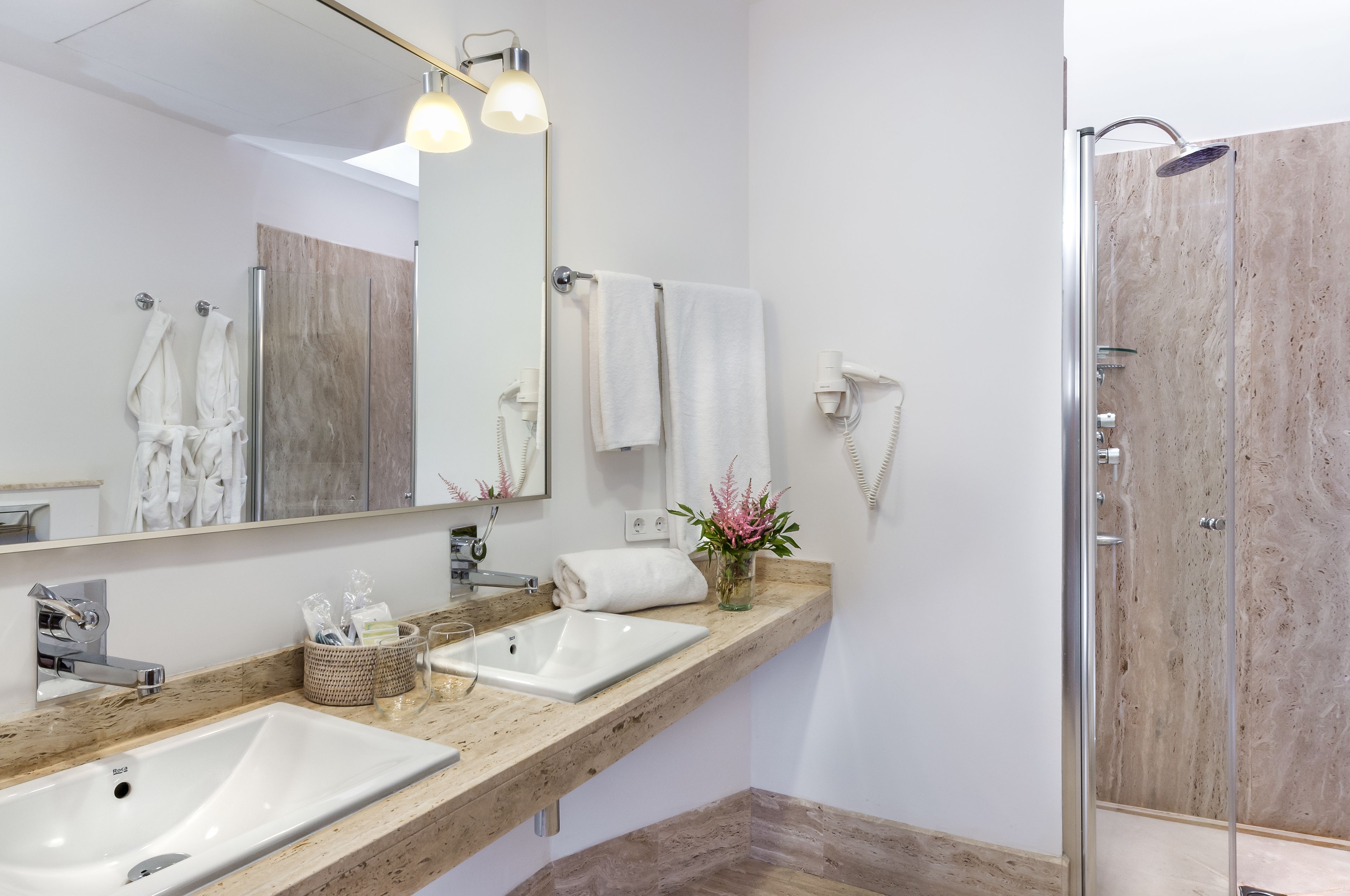 Suite | Bathroom