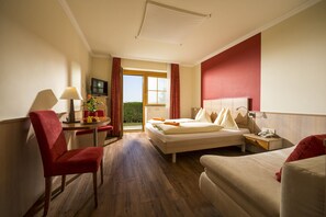 Nature or Panorama Room 