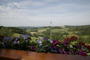 Romantisk dobbeltrom | Allergitestet sengetøy, dundyner og senger med overmadrass
