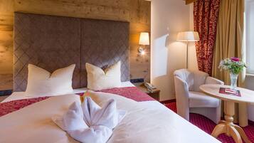 Classic-Doppelzimmer, Balkon, Bergblick (Vogelsang)