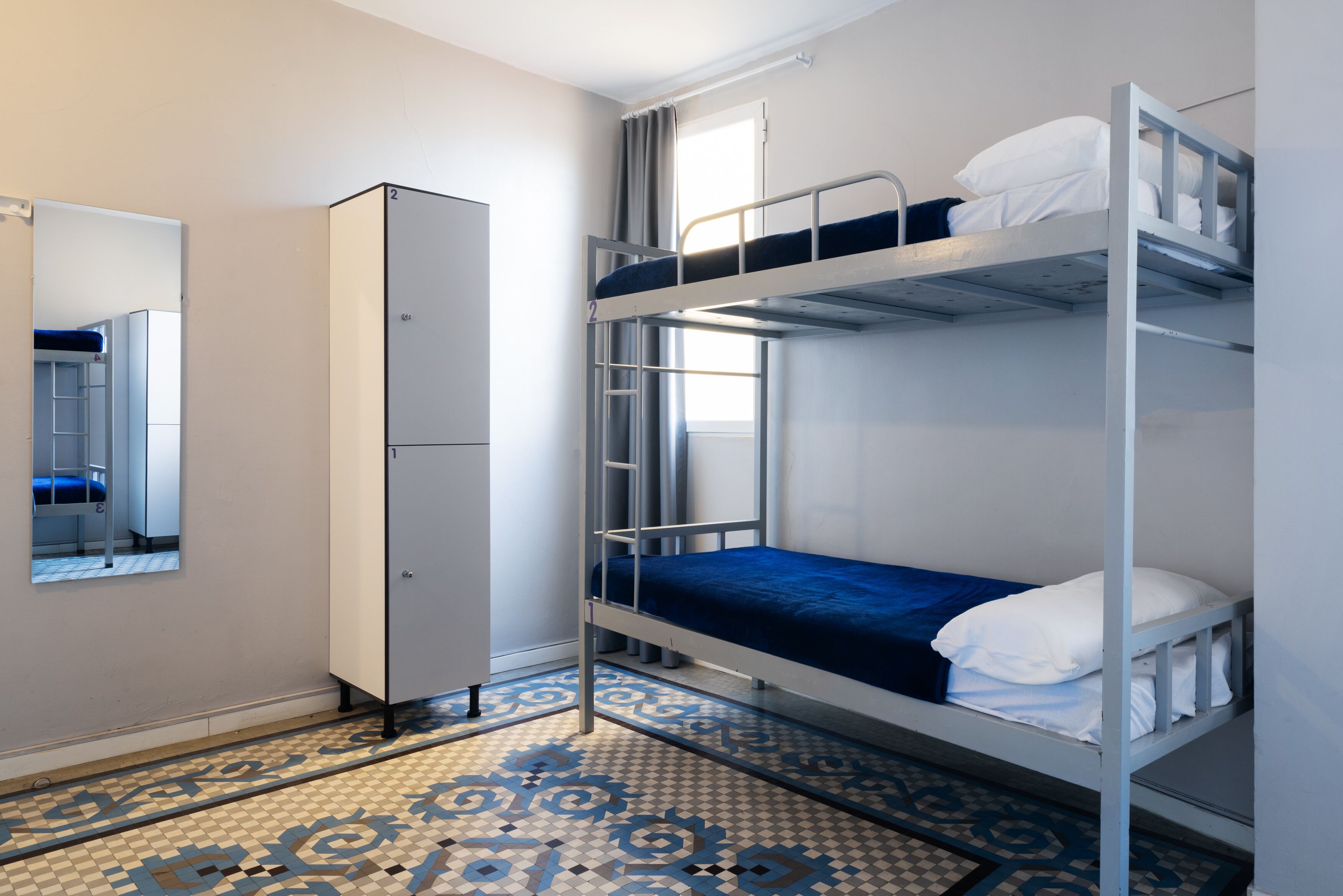 Pillowtop beds, in-room safe, free WiFi, bed sheets