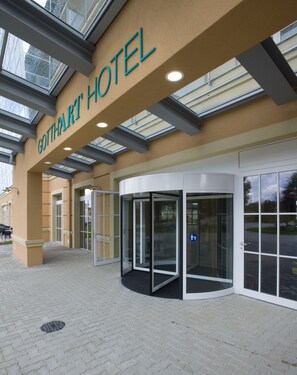 Property entrance - Gotth'Art Wellness & Conference Hotel (Szentgotthard)