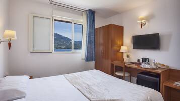 Kamar Double, pemandangan laut | Tirai kedap cahaya, kedap suara, setrika/meja setrika, dan Wi-Fi gratis