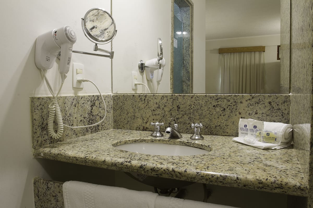 minibar, in-room safe, desk, laptop workspace