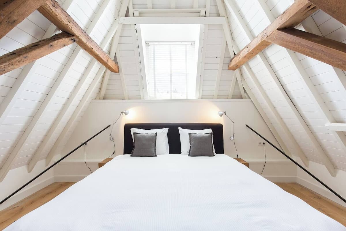 Familien-Penthouse | Individuell dekoriert, Bügeleisen/Bügelbrett, kostenloses WLAN