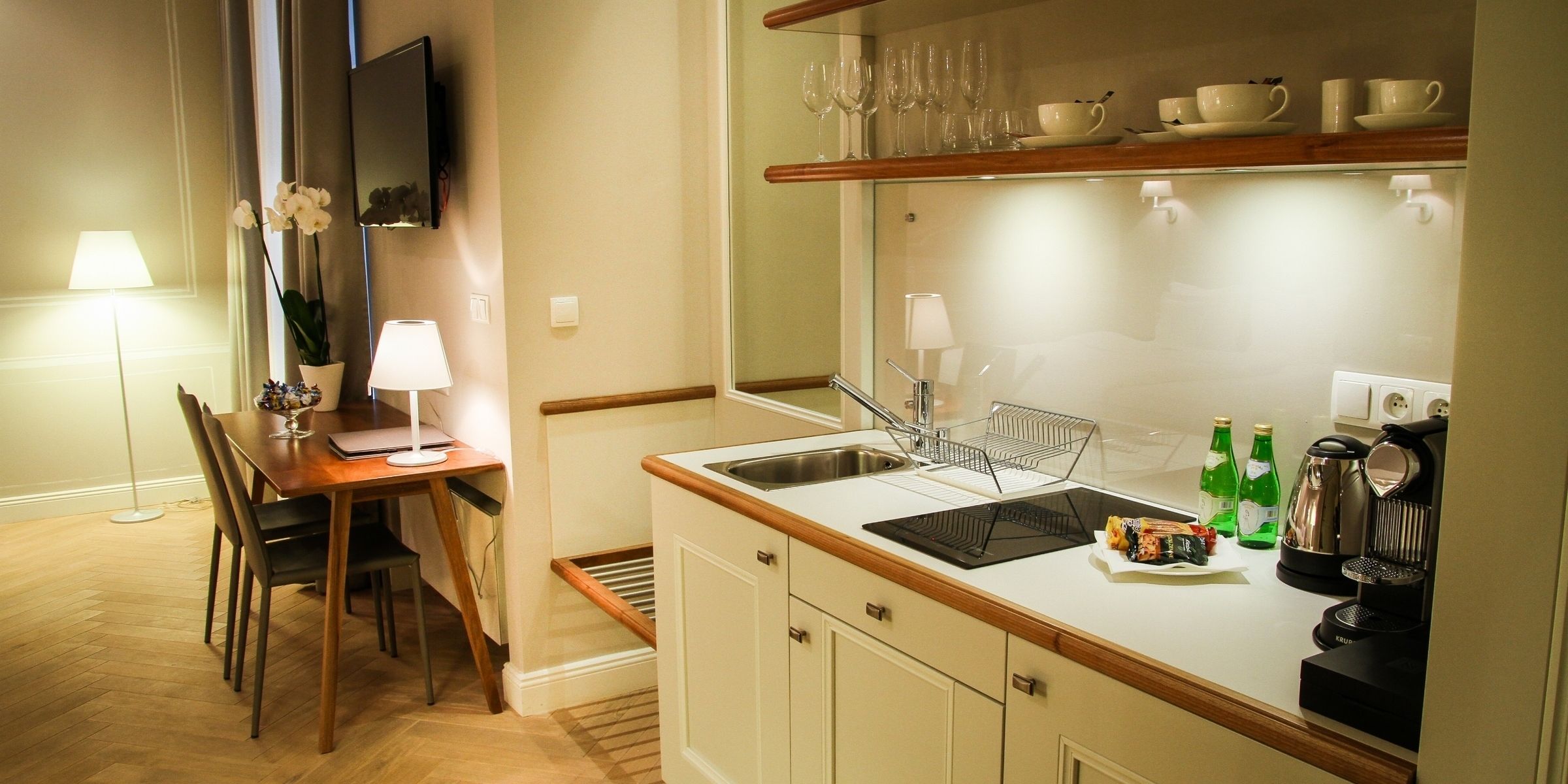 Private kitchenette