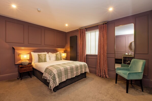 Room - Silken Thomas (Kildare)
