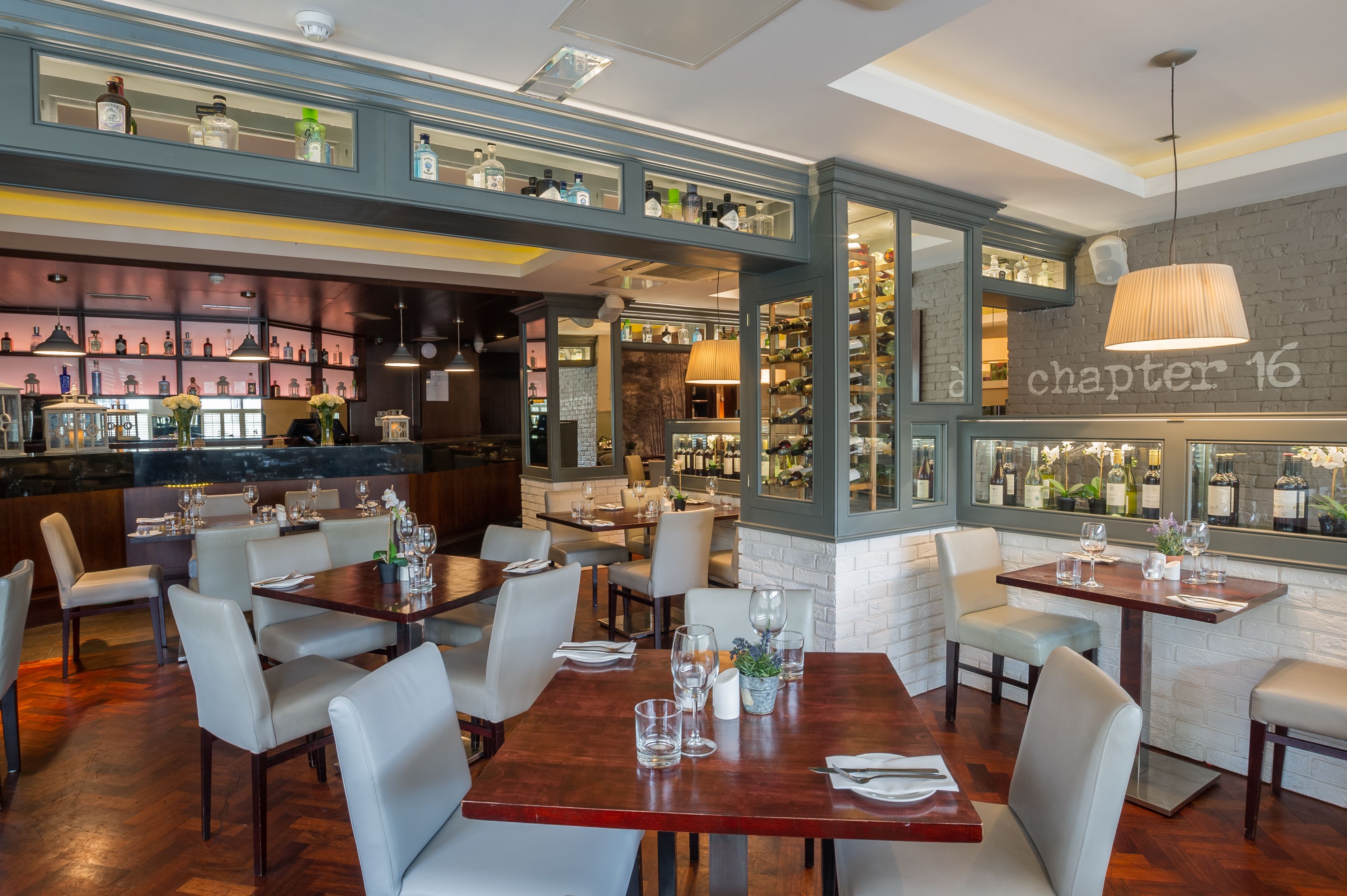 2 restaurants, breakfast, lunch, dinner served; Irish cuisine