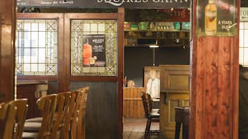 2 barer/lounger, pub