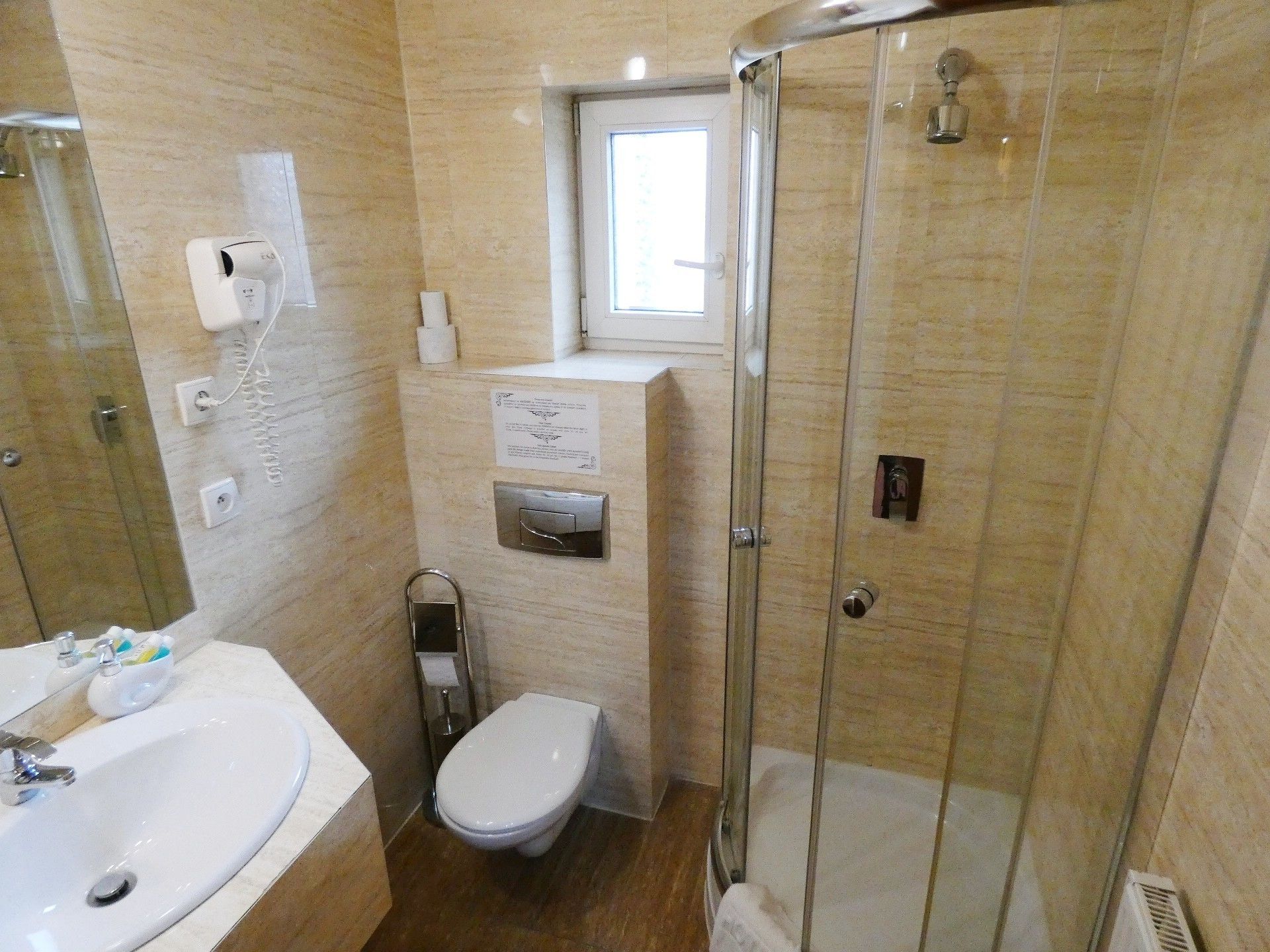 hypo-allergenic bedding, in-room safe, desk, iron/ironing board