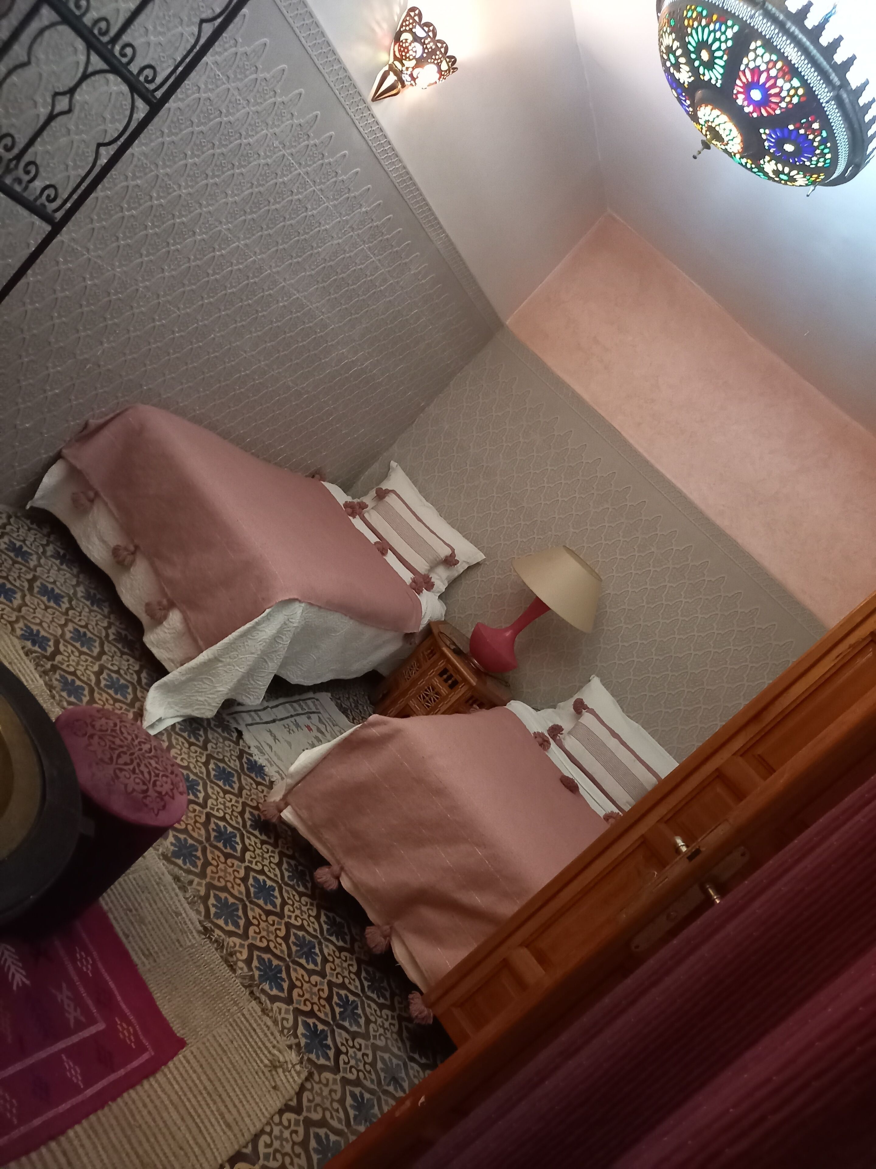 Chambre Classique Double ou avec lits jumeaux, salle de bains privée (Chambre Abokss) | Literie de qualité supérieure, coffres-forts dans les chambres