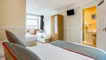 Iron/ironing board, free WiFi, bed sheets