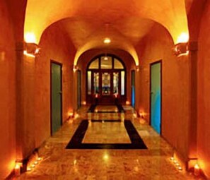 Hallway - Zamek na Skale (Ladek-Zdroj)