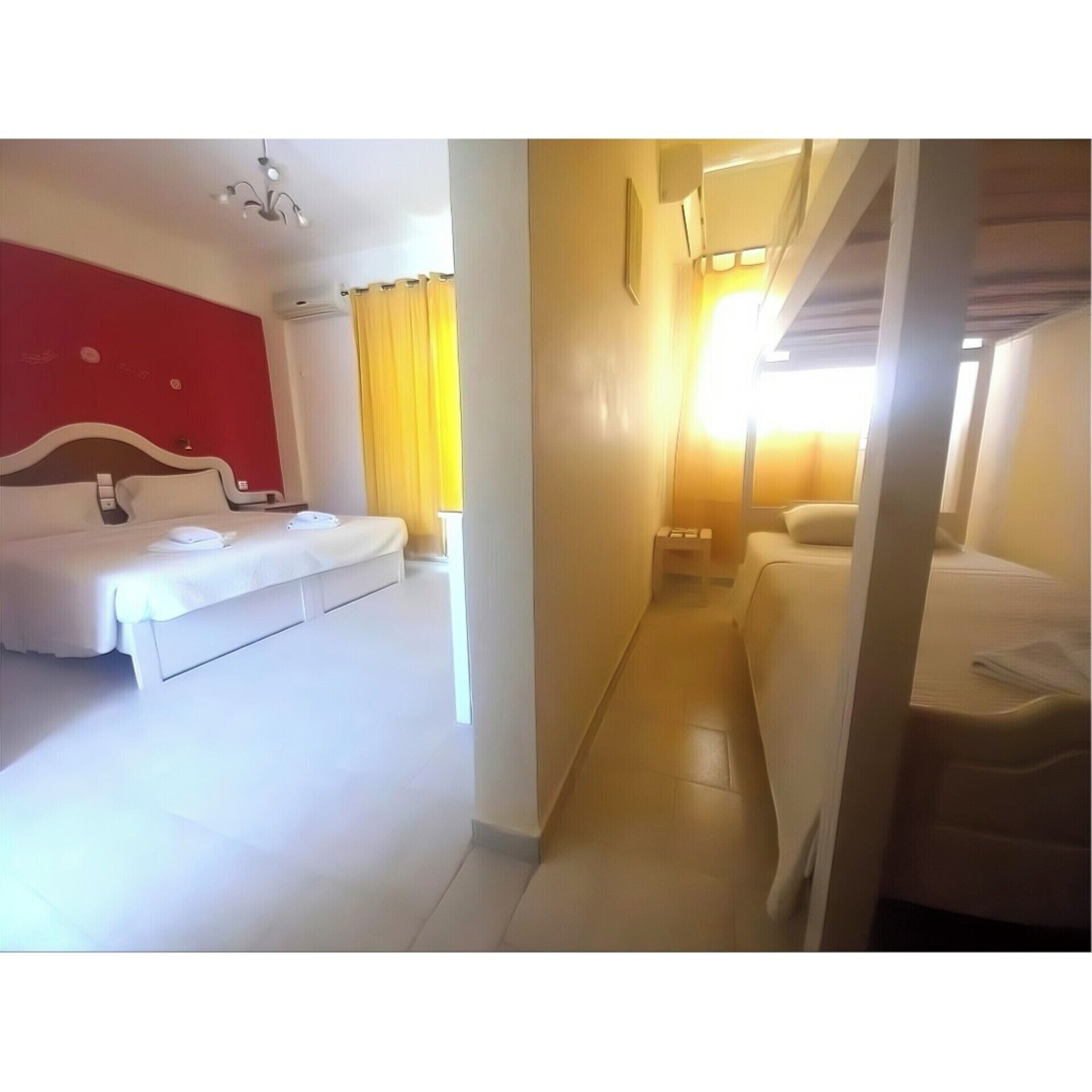 Familieværelse - havudsigt | Egyptiske bomuldslagner, pengeskab på værelset, lydisolering