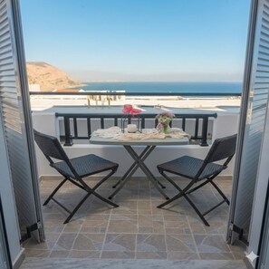 Quarto panorâmico, vista para o mar | Roupas de cama de algodão egípcio, cofres nos quartos