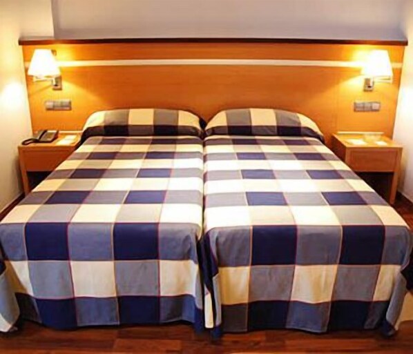 Coffres-forts dans les chambres, bureau, chambres insonorisées