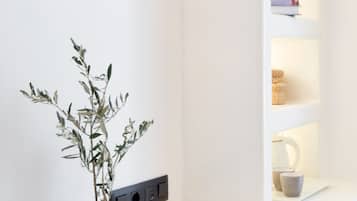 Caja de seguridad en la habitación y insonorización