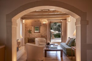 Stone House suite Borealis | Ruang tamu | TV skrin rata