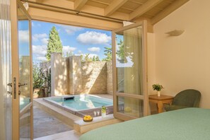 Classic Double with Terrace Seaview Mini Pool(Aquarius) | Pillowtop beds, minibar, in-room safe, individually decorated