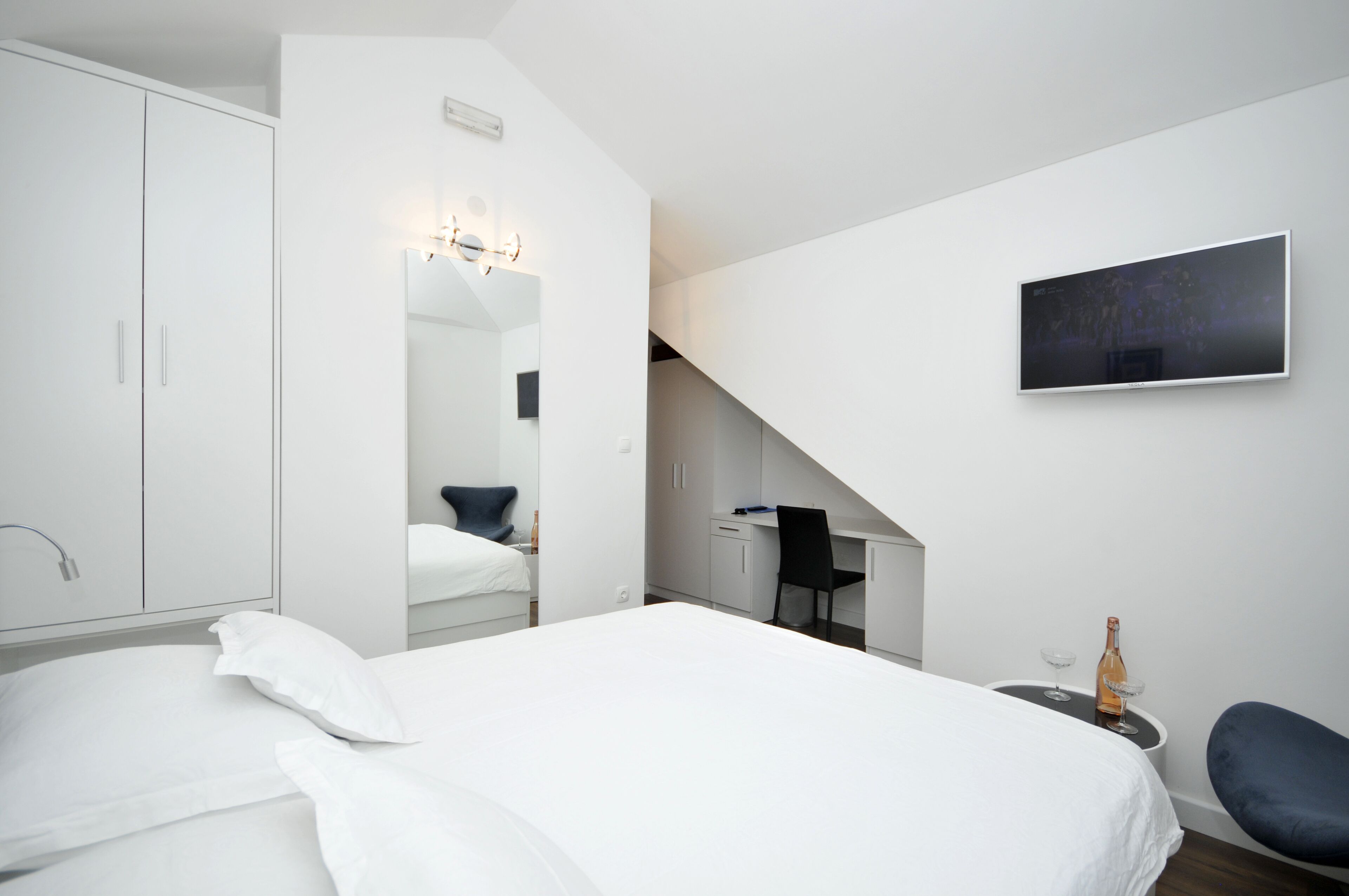 standard double room, city view | premium bedding, minibar, in-room safe, individually decorated