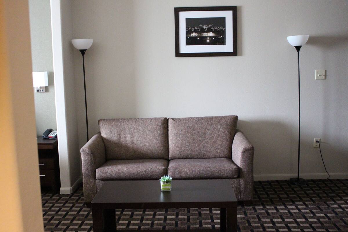 50-inch smart tv with digital channels