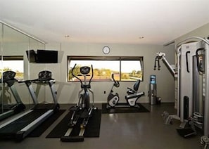 Fitness facility - Baymont by Wyndham Columbus (Columbus)