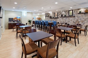 Esmorzar diari continental gratuït