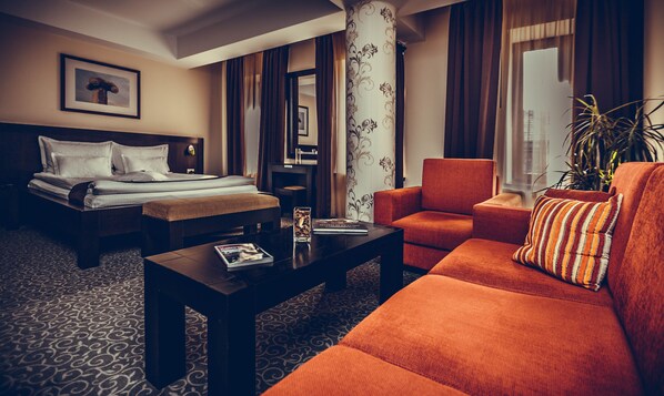 Suite Premium | Ropa de cama de alta calidad y minibar 