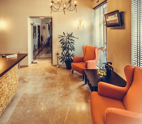 Recepción. Hotel Cherica