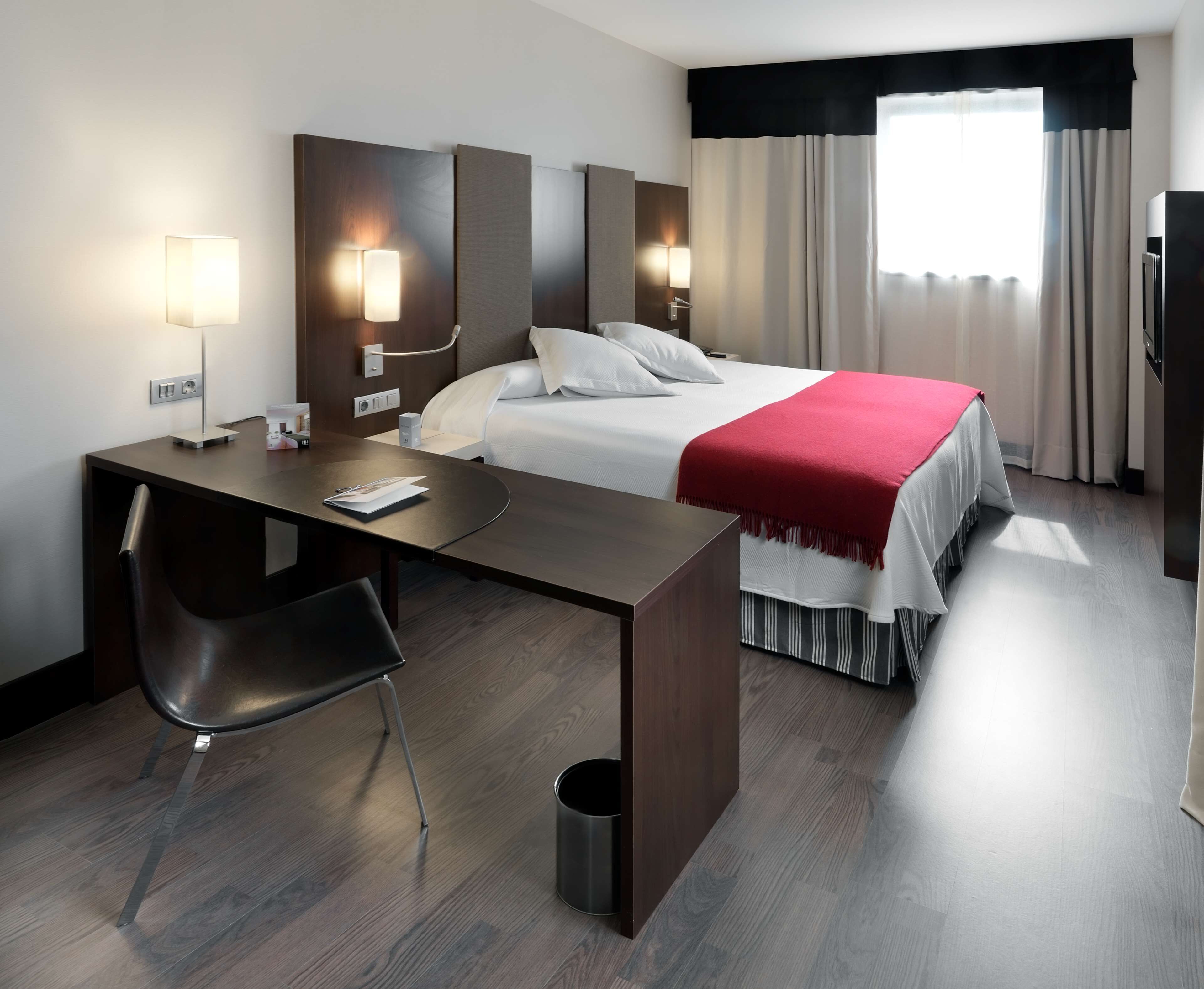 minibar, in-room safe, desk, blackout curtains