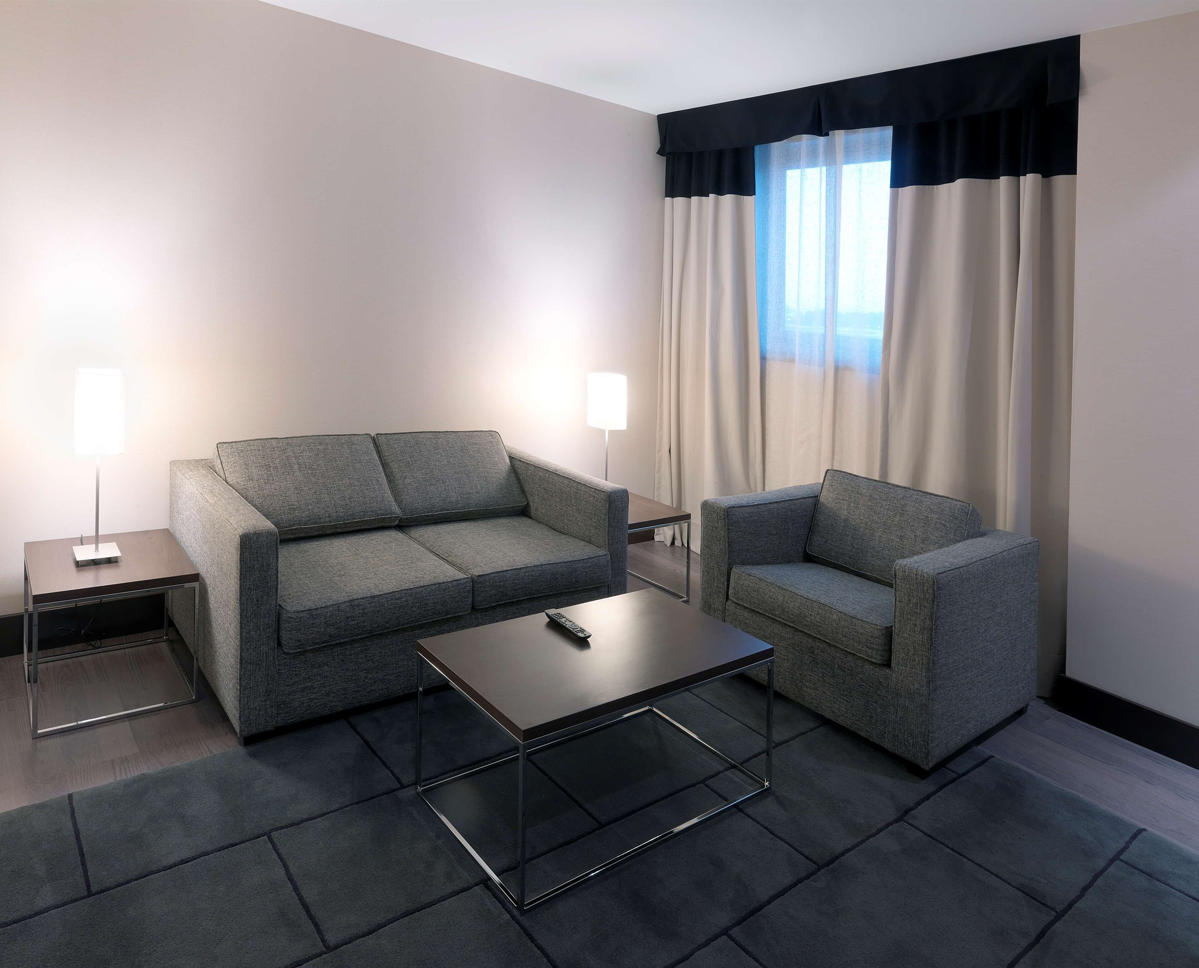 minibar, in-room safe, desk, blackout curtains