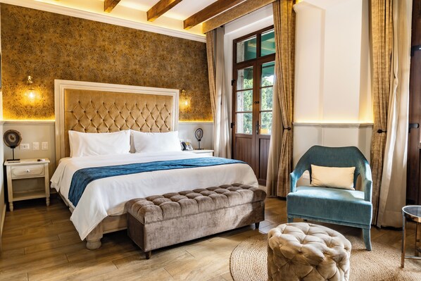 Svit - 1 kingsize-säng - balkong (Cathedral View) | Värdeförvaringsskåp på rummet, mörkläggningsgardiner och ljudisolering