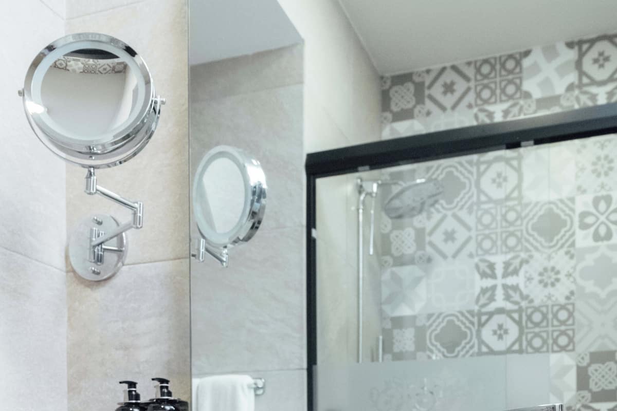 In-room safe, blackout drapes, soundproofing, free WiFi