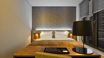 Comfort-Zimmer | Hochwertige Bettwaren, Minibar, Zimmersafe, Schreibtisch