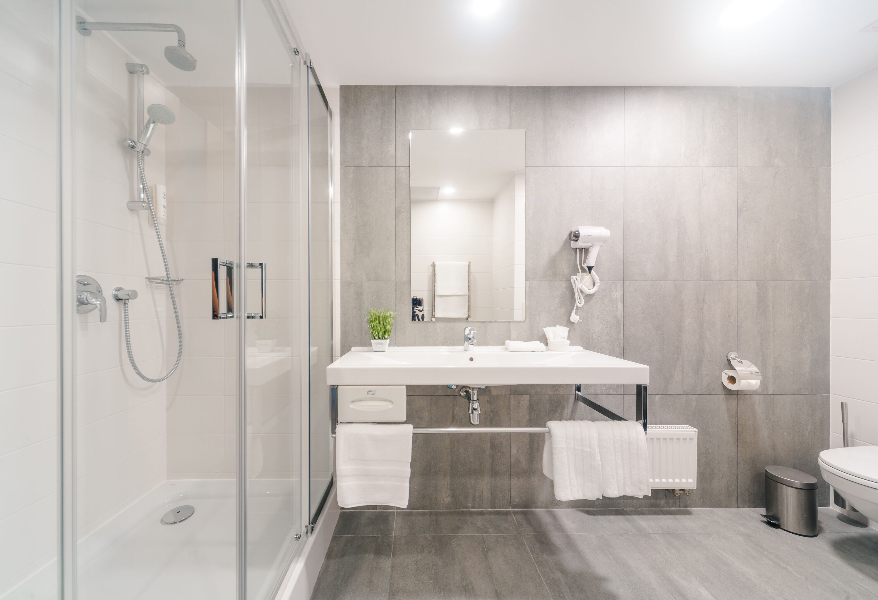 Premier Apartment | Bathroom