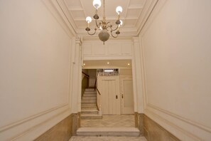 Interior - Barcelona City Centre (Barcelona)