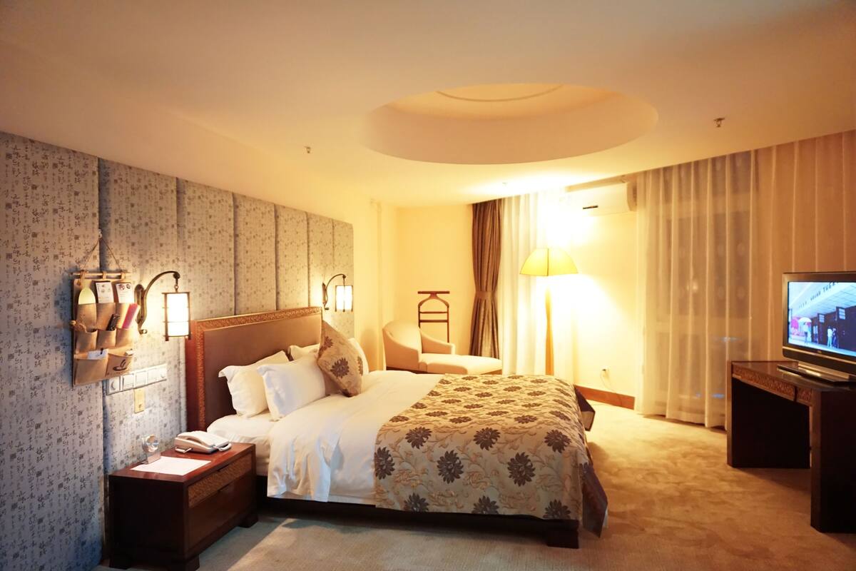 Suite | Premium bedding, down comforters, memory foam beds, free minibar
