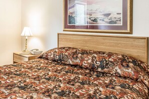 Desk, laptop workspace, free WiFi, bed sheets