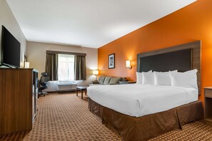 Desk, iron/ironing board, free WiFi, bed sheets - Best Western Plus Circle Inn (Enterprise)