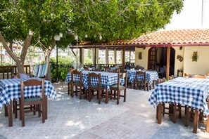 Food court - Prince Of Lillies (Hersonissos)