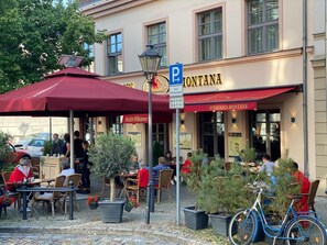 Lunch and dinner served - Altstadt Hotel (Potsdam)